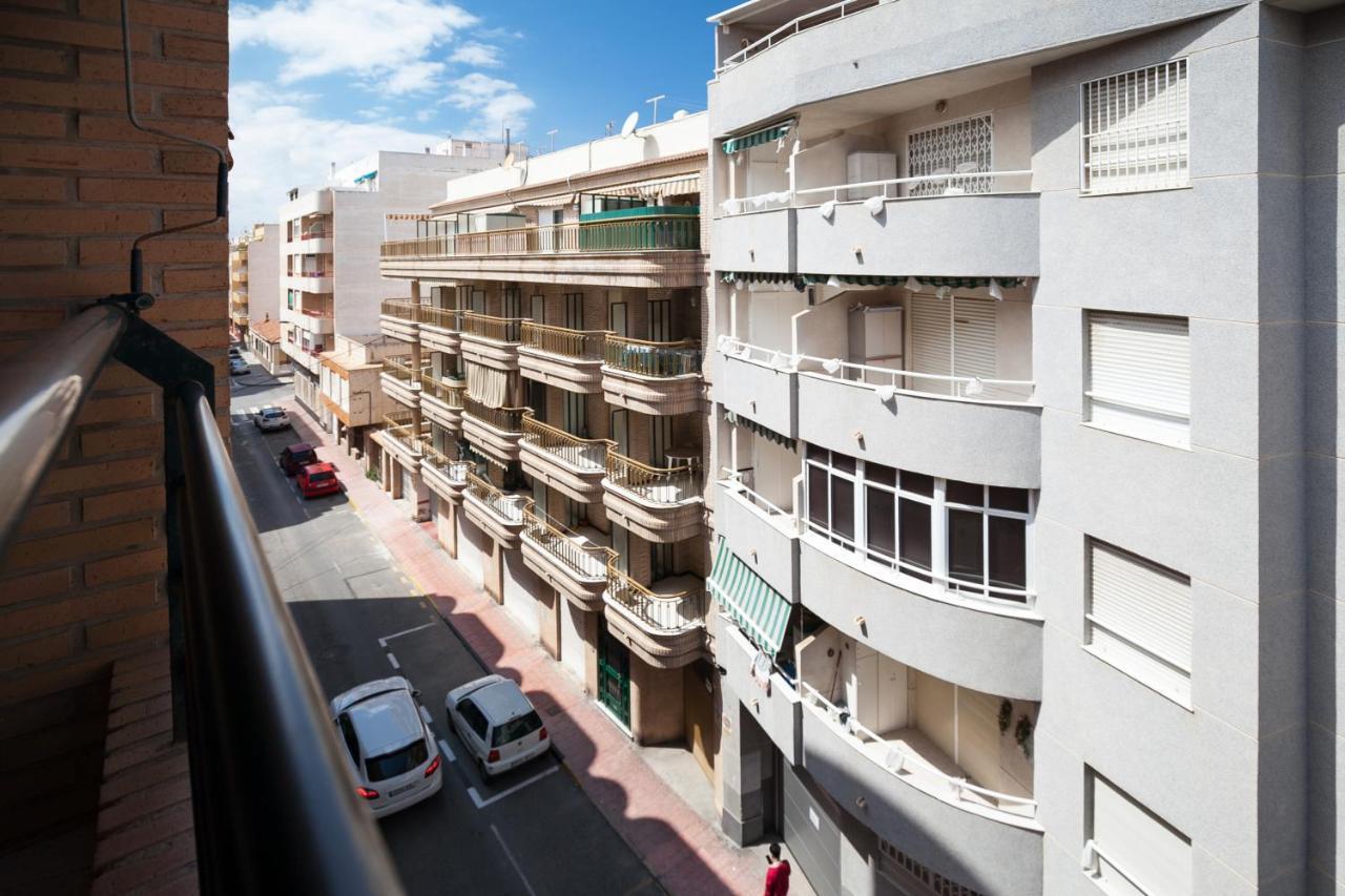 Hola Mar Apartment Torrevieja Exterior photo